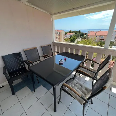 Appartement Zdrava *