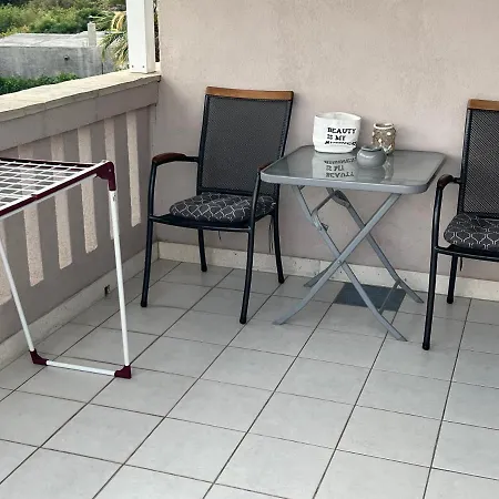 Apartment Zdrava *