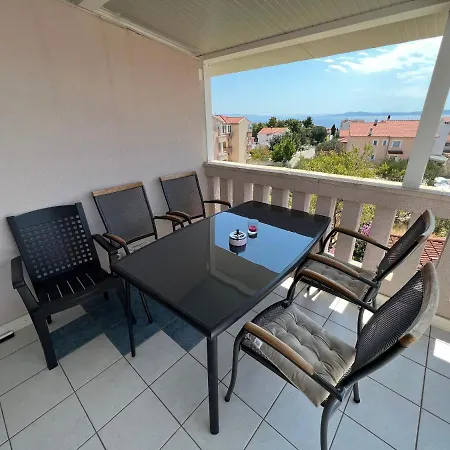 Apartment Zdrava *