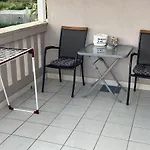 Appartement Zdrava *
